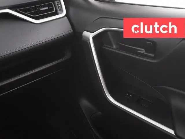 2022 Toyota RAV4 Hybrid LE AWD w/ Front Heated Seats, Rearview C in Cars & Trucks in Ottawa - Image 39