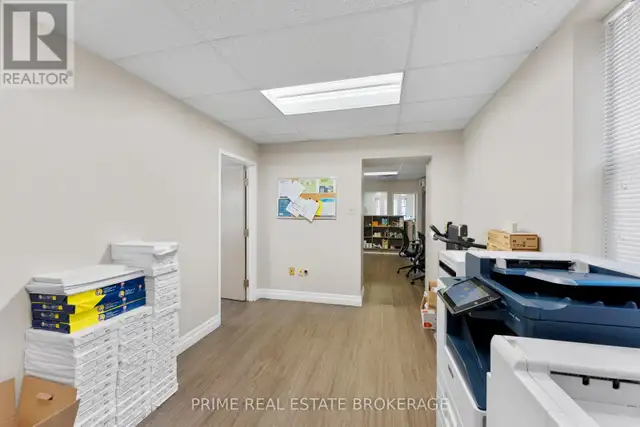 580 WATERLOO STREET London East (East F), Ontario in Commercial & Office Space for Sale in London - Image 13