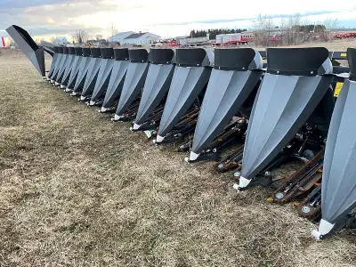 2022 MACDON C3016 HEADER CORN HEAD STOCK #A099470 16 ROW 30 INCH SPACING HYDRAULIC DECK PLATES NON C...