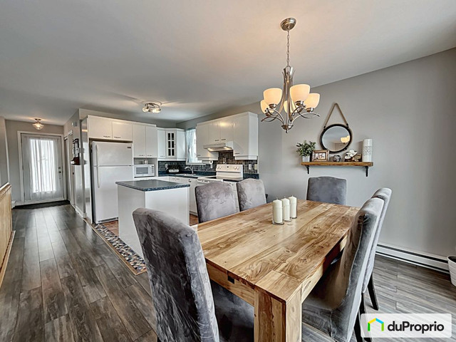 450 000$ - Bungalow à vendre à Ste-Marthe-Sur-Le-Lac in Houses for Sale in Laval / North Shore - Image 3
