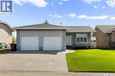 Welcome to this beautifully maintained 1,208 sq. ft. home in the growing community of Balgonie! Back...