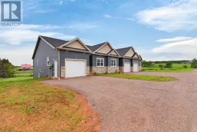 Experience luxury living at its finest in The Gables of PEI?s newest Executive Suite. This meticulou...
