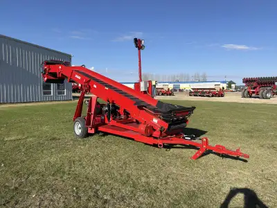 2023 Spudnik 1125 This conveyor has been stored indoors and serviced regularly, ensuring it is in ex...