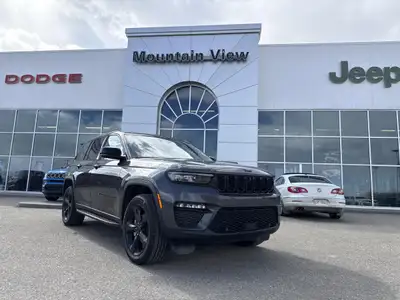 Thanks for checking out our Mountain View Dodge inventory! Black Appearance Package / Luxury Tech Gr...