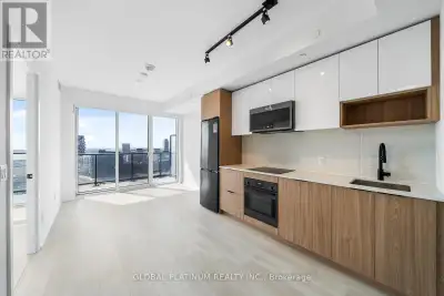 Ready to experience the ultimate in luxurious urban living? Look no further than this stunning 1+1De...