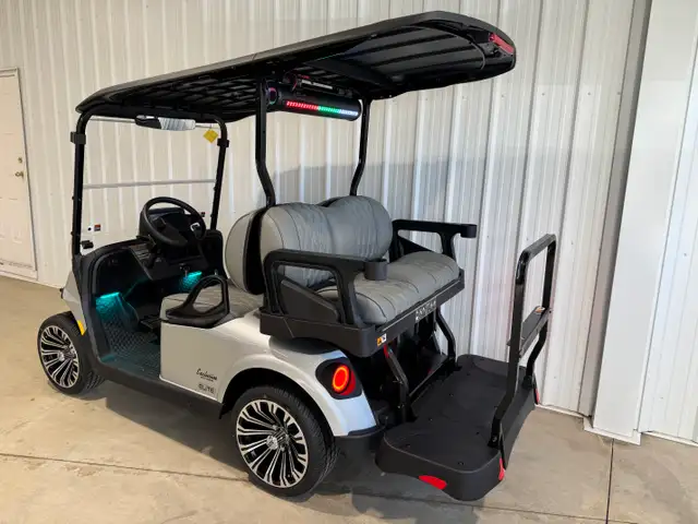 2026 EZGO RXV4 ELITE TOURING ST in ATVs in Vernon - Image 7