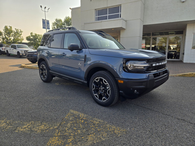 2025 Ford Bronco Sport OUTER BANKS | TECH PKG | POWER MOONROOF | in Cars & Trucks in Calgary - Image 2