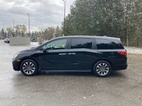 Meet the 2023 Honda Odyssey EX-L, a smart choice for busy families who want comfort, space, and easy... (image 9)