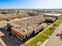 Espace industriel à louer-entrepôt climatisé locatif-industrial space for rent-air-conditioned wareh... (image 3)