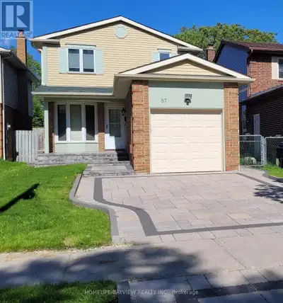 Costain-built single family home in mature neighbourhood. Walk to TTC, parks. Close to Scarborough T...