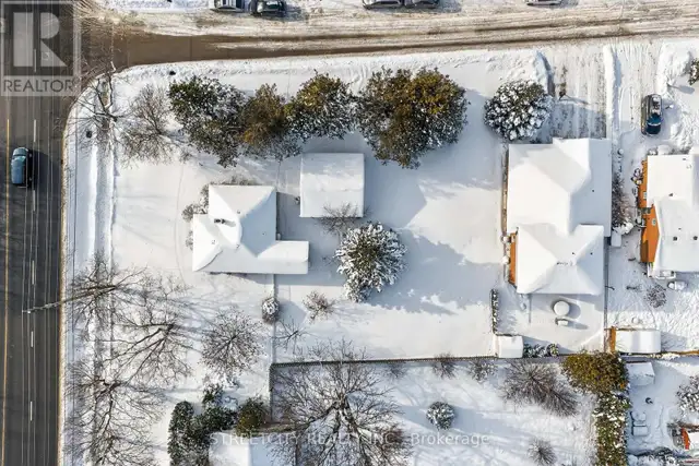 566 SOUTHDALE ROAD E London South (South R), Ontario in Land for Sale in London - Image 21