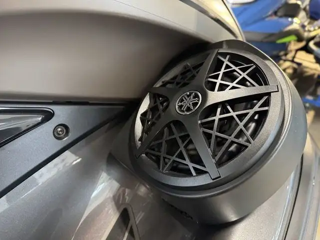 2025 YAMAHA FXHO WITH AUDIO 1900CC-BLACK! in Personal Watercraft in Edmonton - Image 5