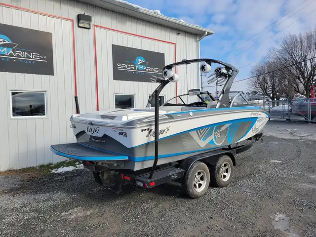 2011 Tige Boats RZR in Powerboats & Motorboats in Laurentides - Image 4