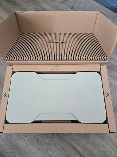 Nvidia GeForce RTX 5090FE - read ad, View more