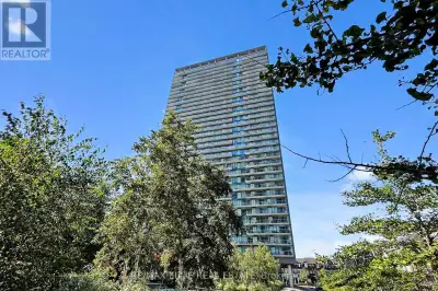 2004 - 105 THE QUEENSWAY AVENUE Toronto (High Park-Swansea), Ont