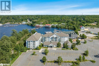 285 STEAMSHIP BAY Road Unit# 410 Gravenhurst, Ontario