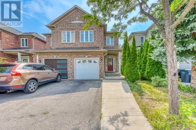 LOCATION! LOCATION! LOCATION! This is where your search ends! If you're looking for a Semi in the hi...