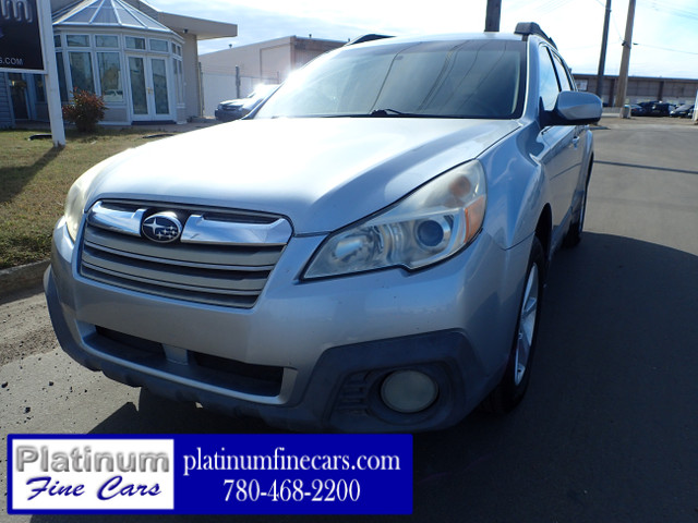 2013 Subaru Outback 2.5i Touring/Manual transmission/Sunroof in Cars & Trucks in Edmonton - Image 2