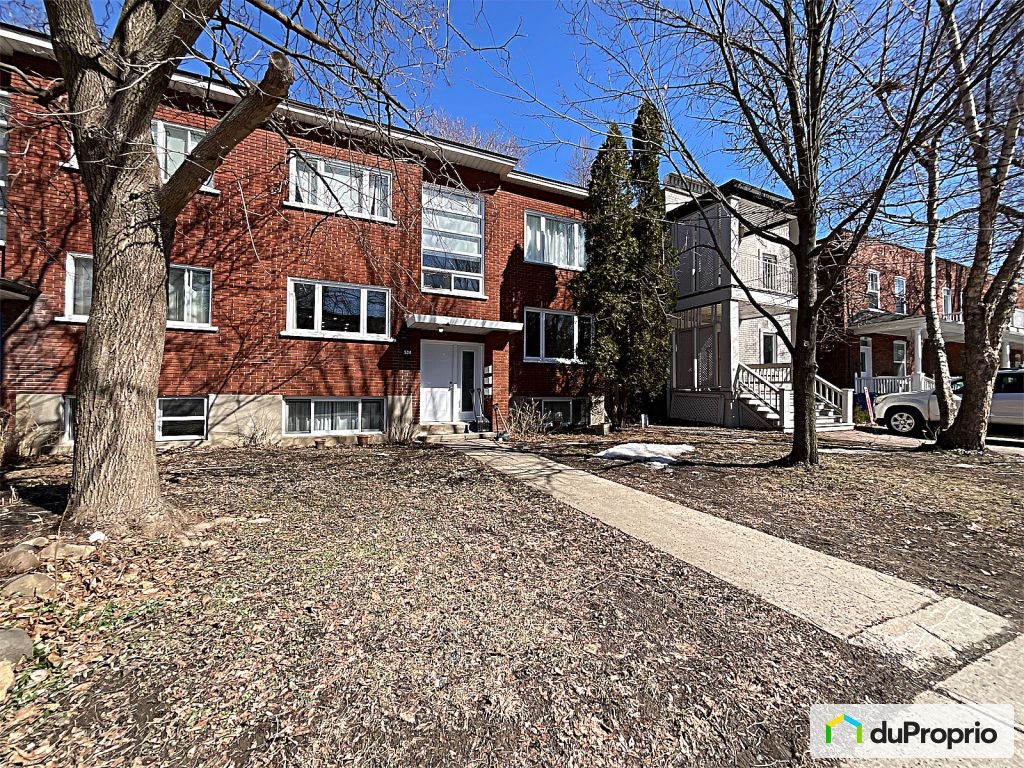 $1,590,000 - Triplex for sale in St-Lambert — photo 1