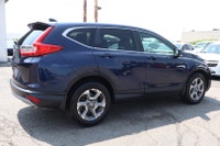 WELL MAINTAINED NO ACCIDENT Elevate Your Drive with the Honda CR-V AWD. Discover the Perfect Blend o... (image 6)