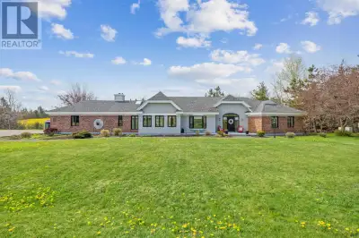 Offering upscale, one-level living, 567 Queens Road offers more than incredible curb appeal- this on...