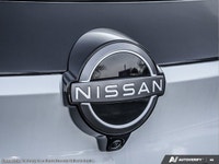 This Nissan LEAF has a strong Electric engine powering this Automatic transmission. *This Nissan LEA... (image 8)