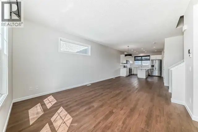 80 Magnolia Way SE Calgary, Alberta in Houses for Sale in Calgary - Image 17
