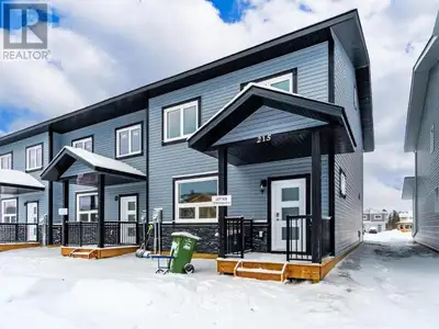 A brand-new, CanCor Home, END Unit, with NO Condo Fees! Welcome to 318 Witch Hazel in up and coming...
