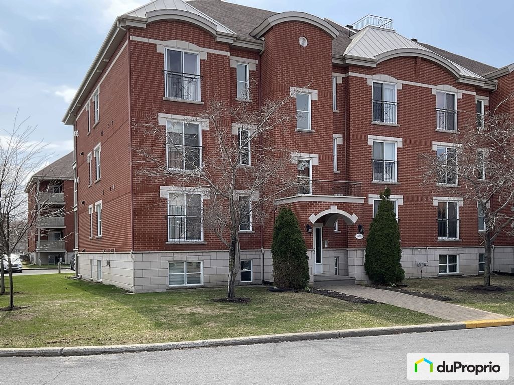 $429,900 - Condominium for sale in Longueuil (St-Hubert) — photo 1