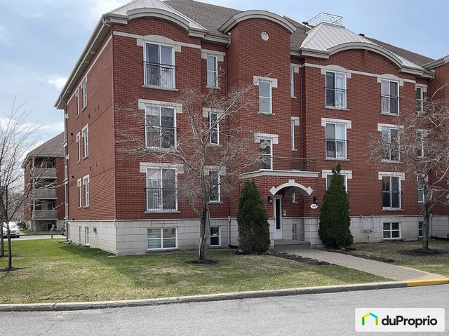 $429,900 - Condominium for sale in Longueuil (St-Hubert) — photo 1