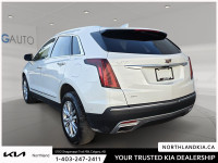 2022 Cadillac XT5 Premium Luxury Platinum Ready for anything, from the streets of Calgary to the hig... (image 1)