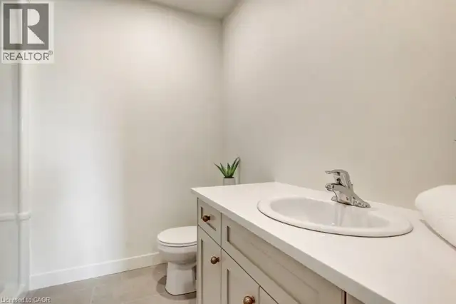 208 WILLIAM Street Delhi, Ontario in Houses for Sale in Norfolk County - Image 18