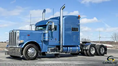 Heavy truck / Camion lourd - # STOCK: C-37286 2020 PETERBILT 389 CAMION CONVENTIONNEL AVEC COUCHETTE...