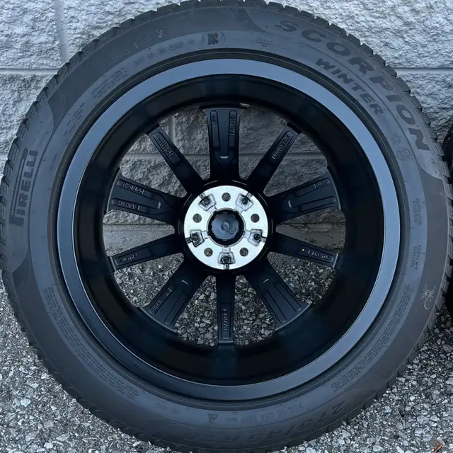 (98%) 4x BMW X5 | X6 20" OEM Winter Wheels Package in Tires & Rims in City of Toronto - Image 7