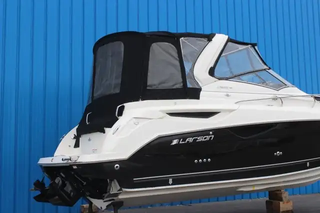 2012 LARSON 857 cabrio in Powerboats & Motorboats in Longueuil / South Shore - Image 3