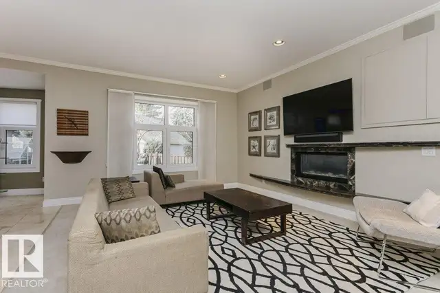 11 WELLINGTON CR NW Edmonton, Alberta in Houses for Sale in Edmonton - Image 26