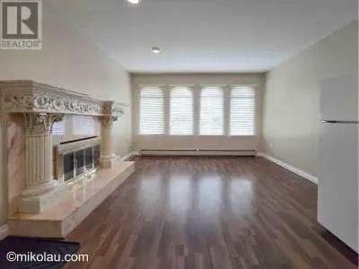 377x BURKE STREET Burnaby, British Columbia