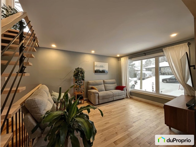 $684,900 - 2 Storey for sale in Sherbrooke (Jacques-Cartier) — photo 3