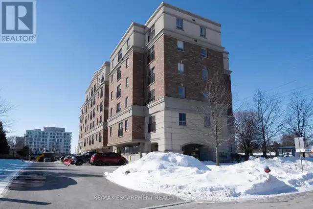 100 - 540 PLAINS ROAD E Burlington (LaSalle), Ontario in Commercial & Office Space for Sale in Oakville / Halton Region - Image 6