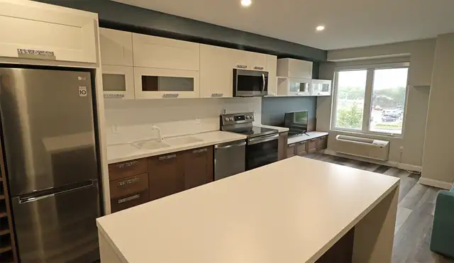 Short Term Rentals - Furnished Studio Apartment - 1755 Regent St in Short Term Rentals in Sudbury - Image 3