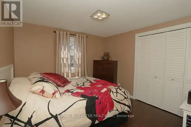 314 WYLDWOOD LANE S South Huron (Stephen), Ontario in Houses for Sale in Grand Bend - Image 30