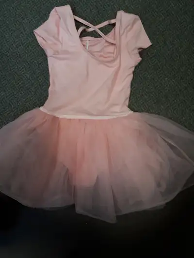 Girls balarina dress size 10/12, View more