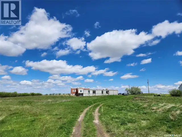 113 1st AVENUE Mankota Rm No. 45, Saskatchewan in Houses for Sale in Moose Jaw - Image 3