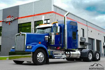 + Cummins 565Hp ***Rebuilt*** + 1,089,083 Km + 18 Vitesses + Front Axle 14,600 Lbs + Rear Axle 46,00...