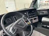 2020 FREIGHTLINER T12664ST;Heavy Duty Trucks - Conventional Truck w/ Sleeper Penske Location 525 MAC... (image 9)