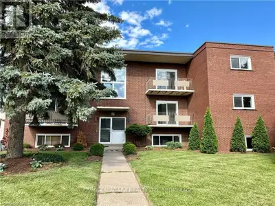 8 - 286 VINE STREET St. Catharines (Carlton/Bunting), Ontario