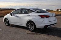 Front Wheel Drive,Aluminum Wheels,Power Steering,Brake Assist,Front Disc/Rear Drum Brakes,Tires - Fr... (image 1)