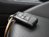 The 2024 Tiguan Comfortline delivers a perfect balance of practicality and sophistication. Powered b... (image 4)