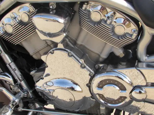 2006 Harley-Davidson VRSC A VRod in Street, Cruisers & Choppers in Leamington - Image 26
