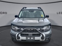*Leather Seats, Heated Seats, SiriusXM, Apple CarPlay, Android Auto!* Looking for off-roading capabi... (image 1)